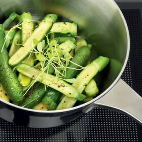 AEG Gourmet klāsta panna